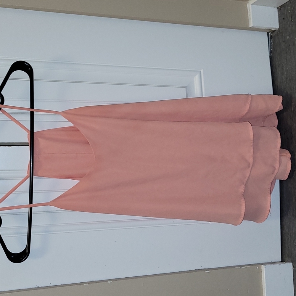 5/25❤️Peachy layered sheer tank. S